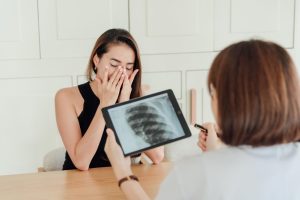 Spasme œsophagien : définition , symptômes et  solutions
